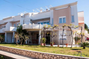 Apartments ErikaS - 100m from sea